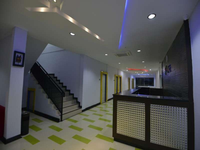 Reddoorz Premium At Hotel T-One Jambi Tanjungjohor 외부 사진